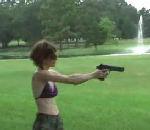 vidéo femme tire desert eagle recul pistolet