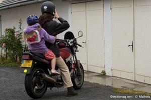 L'enfant à moto